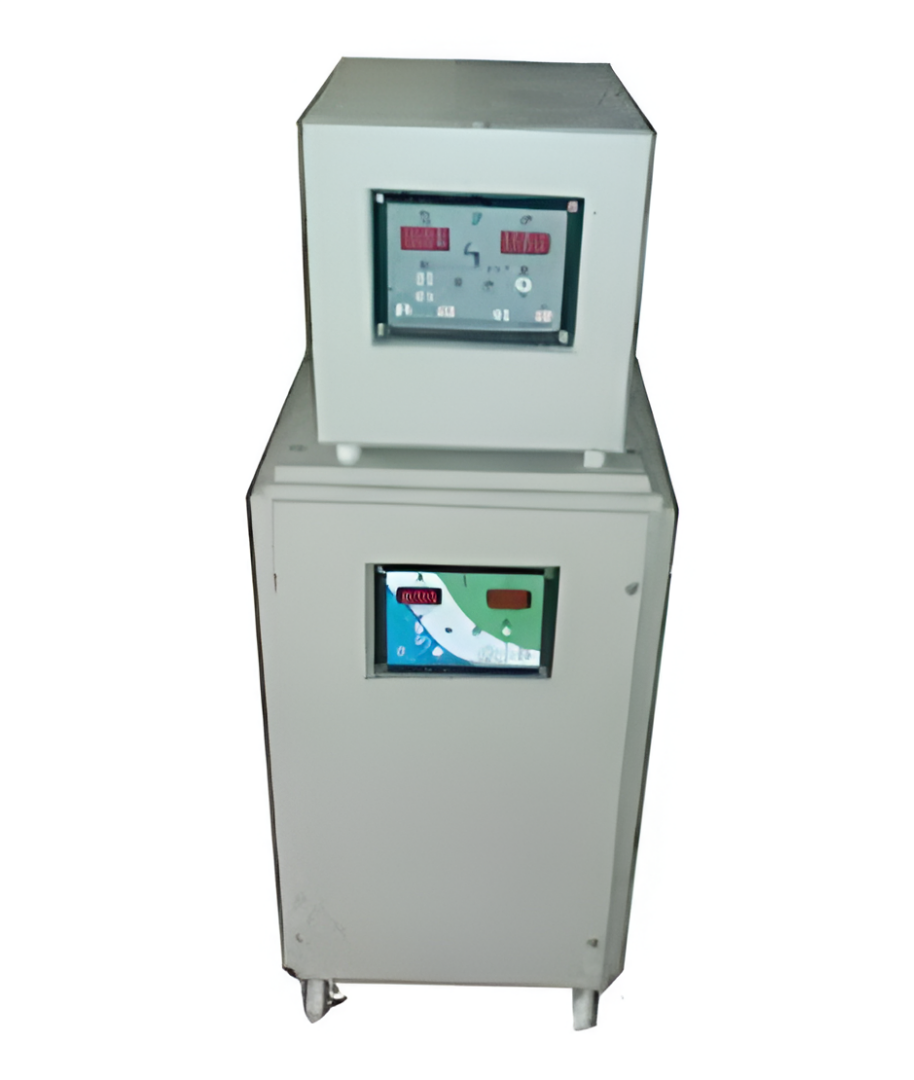 A heavy-duty three-phase oil-cooled servo voltage stabilizer